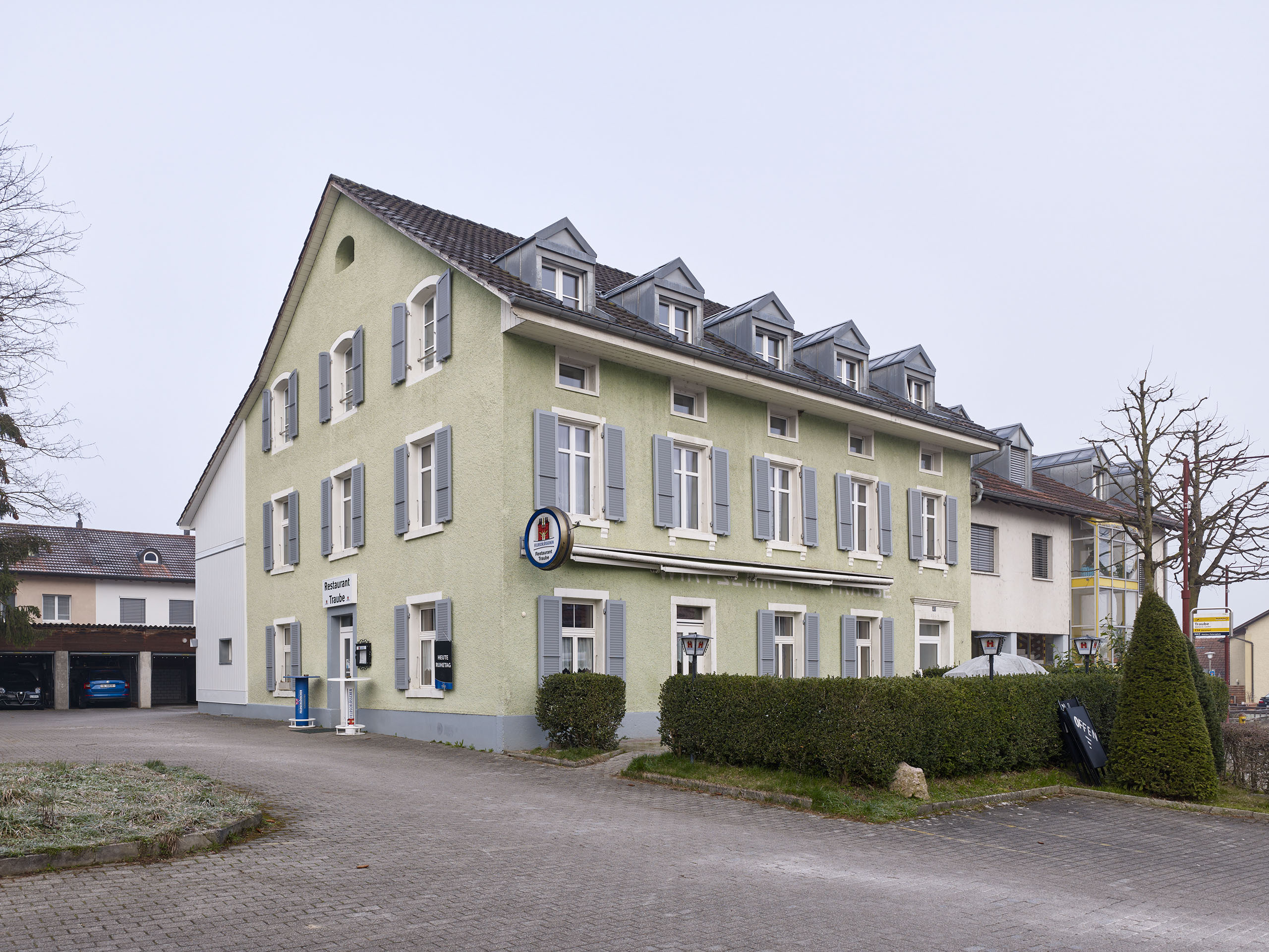 Laufenstrasse 41. Gasthof zur Traube